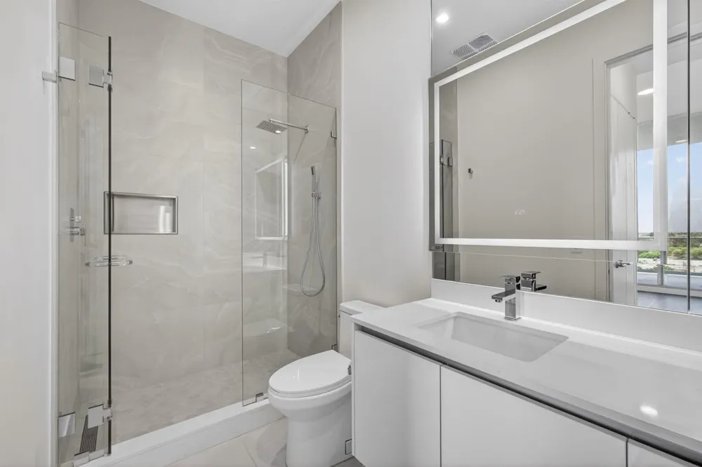 220 Lake Shore Drive #617 Lake Park, FL 33403
