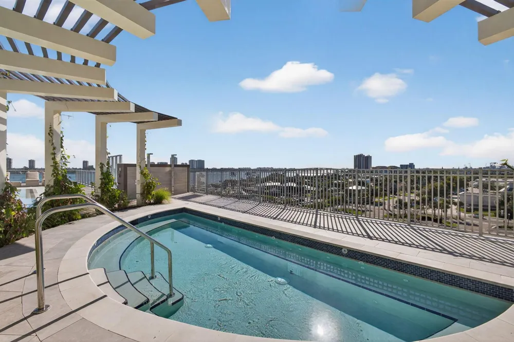 220 Lake Shore Drive #617 Lake Park, FL 33403