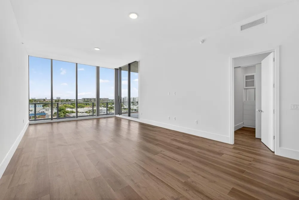 220 Lake Shore Drive #617 Lake Park, FL 33403