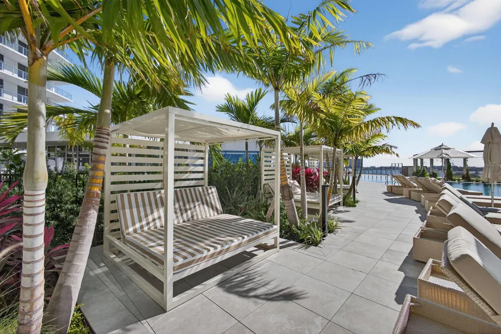 220 Lake Shore Drive #617 Lake Park, FL 33403