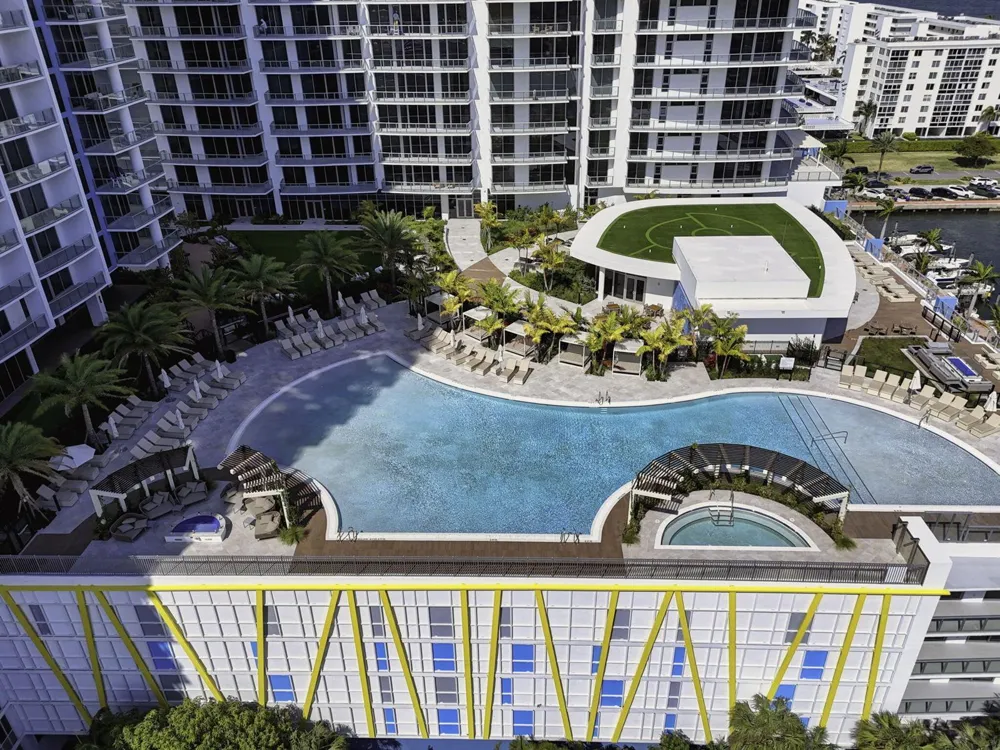 220 Lake Shore Drive #617 Lake Park, FL 33403