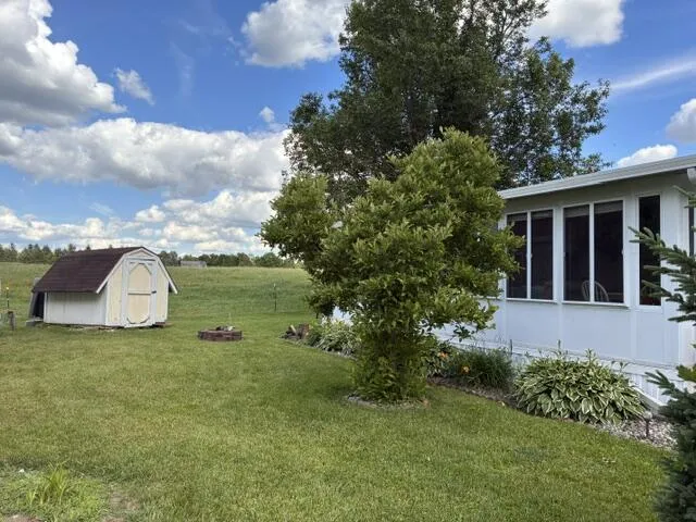 731 Bayside Lane Kinderhook Township, MI 49036