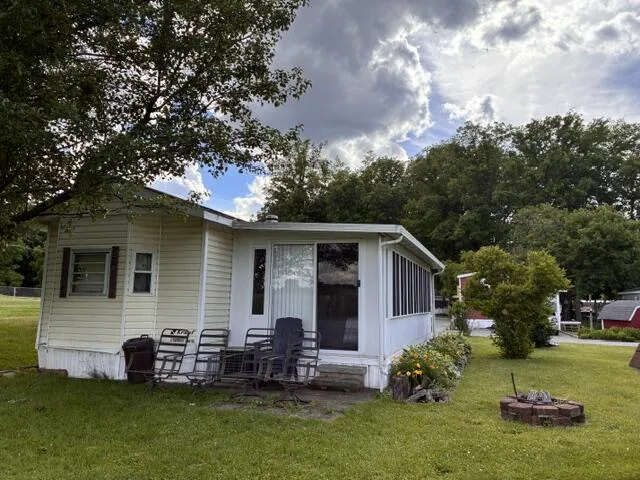 731 Bayside Lane Kinderhook Township, MI 49036