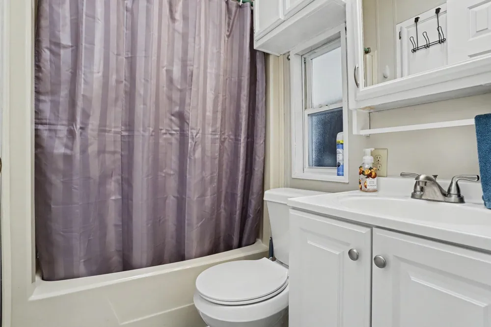 731 Bayside Lane Kinderhook Township, MI 49036