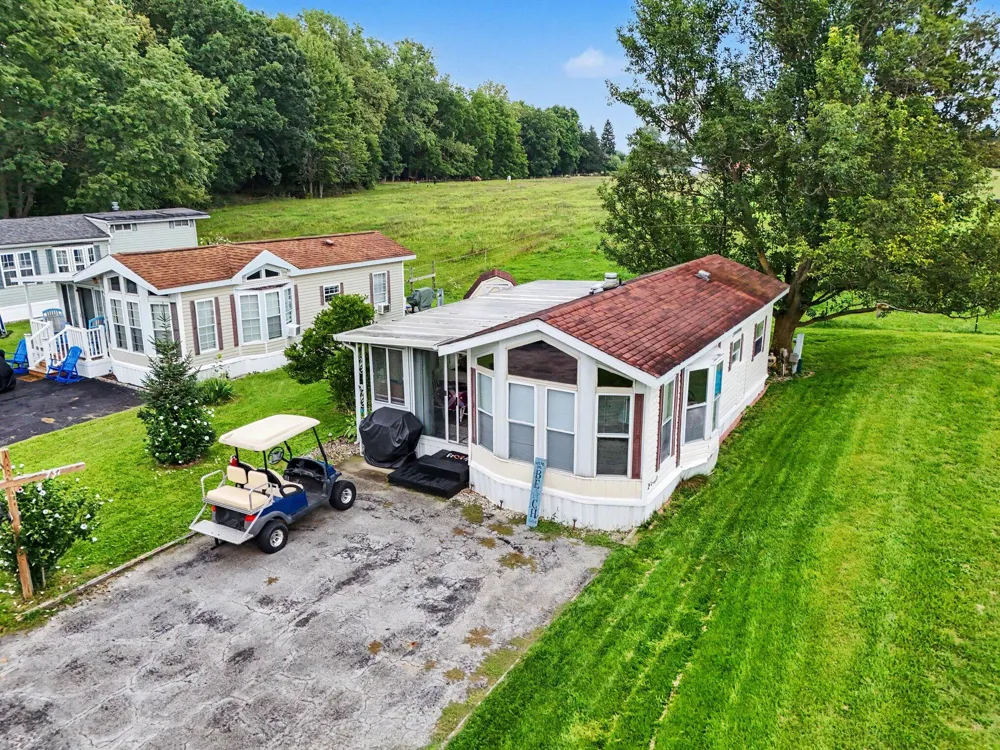 731 Bayside Lane Kinderhook Township, MI 49036
