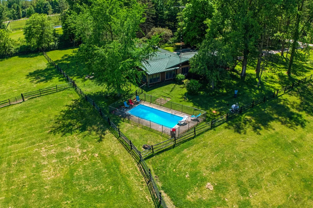 1925 S Bartlett Road St Clair Township, MI 48079