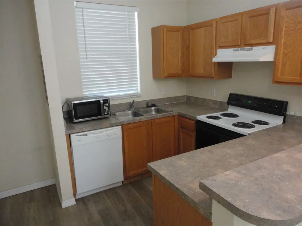 3584 SW 30TH WAY #129 Gainesville, FL 32608