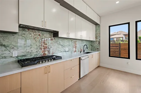 3447 Umyousef Court