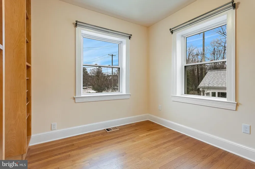 4604 NOTTINGHAM DRIVE Chevy Chase, MD 20815