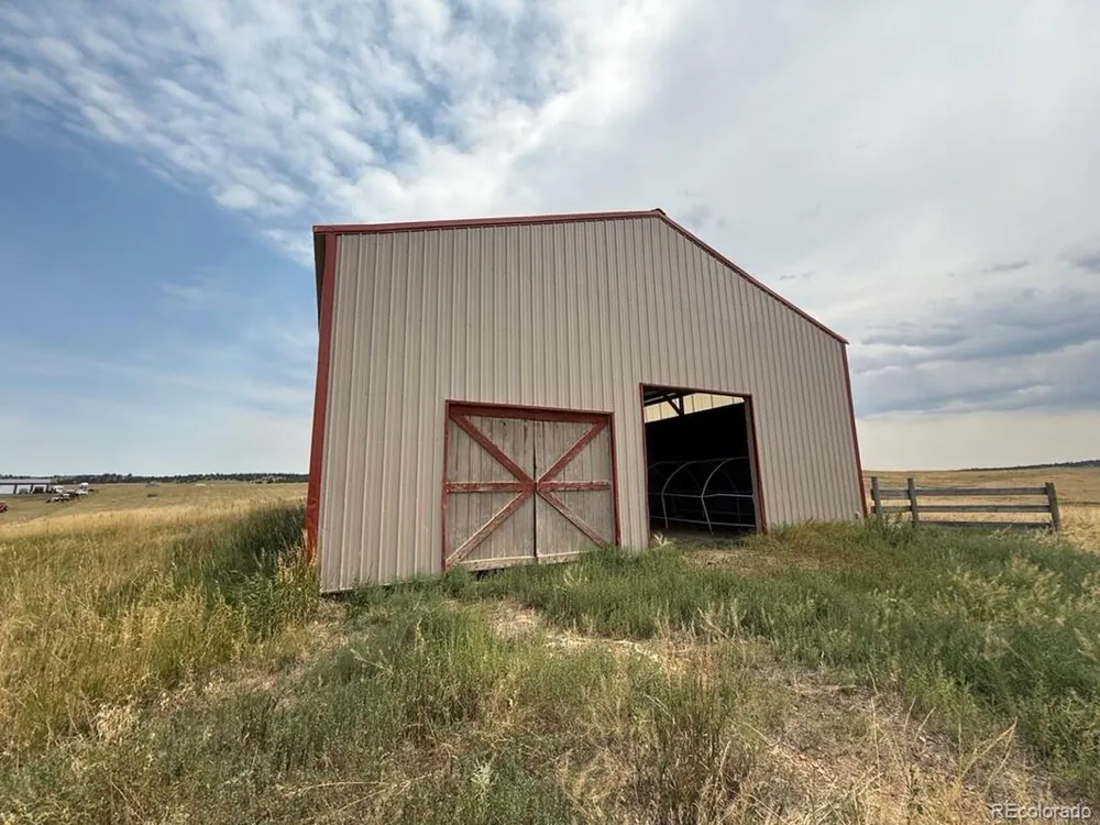 22500 Cow Circle Ramah, CO 80832