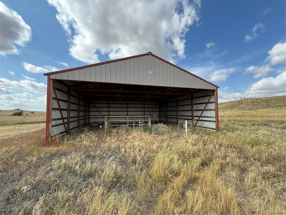 22500 Cow Circle Ramah, CO 80832