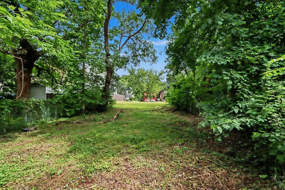 1016 E Vine Street Kalamazoo, MI 49001