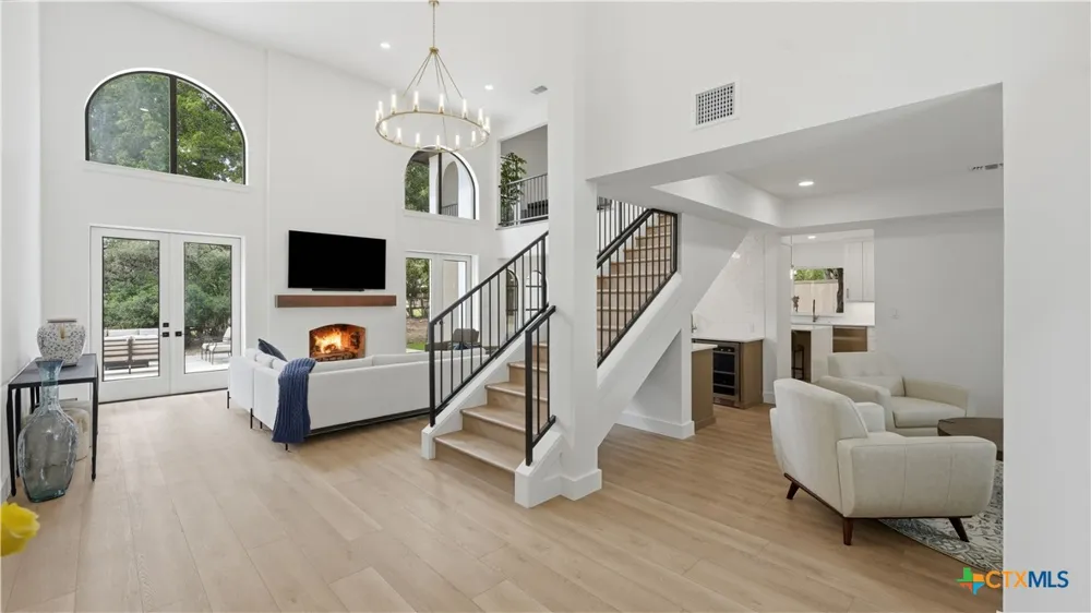 8711 Deer Leap Boerne, TX 78015