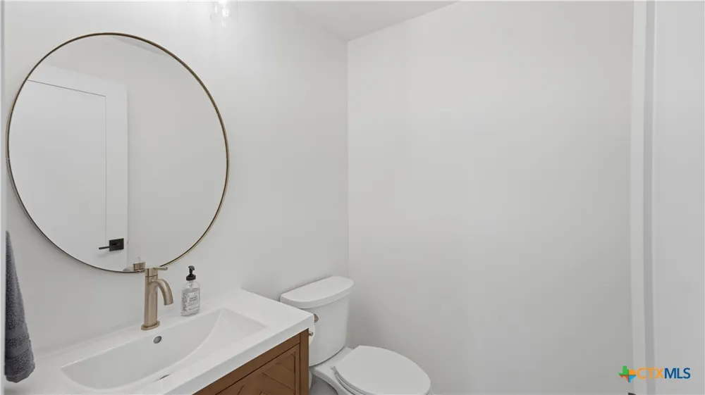 8711 Deer Leap Boerne, TX 78015