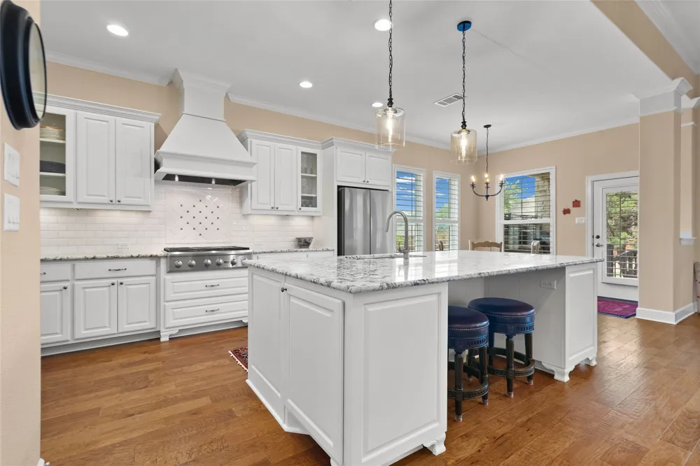 18605 Amberg Place Austin, TX 78738