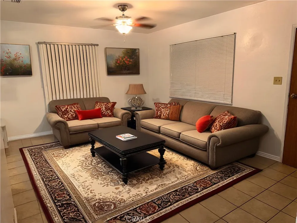 843 W Walnut #B Monrovia, CA 91016
