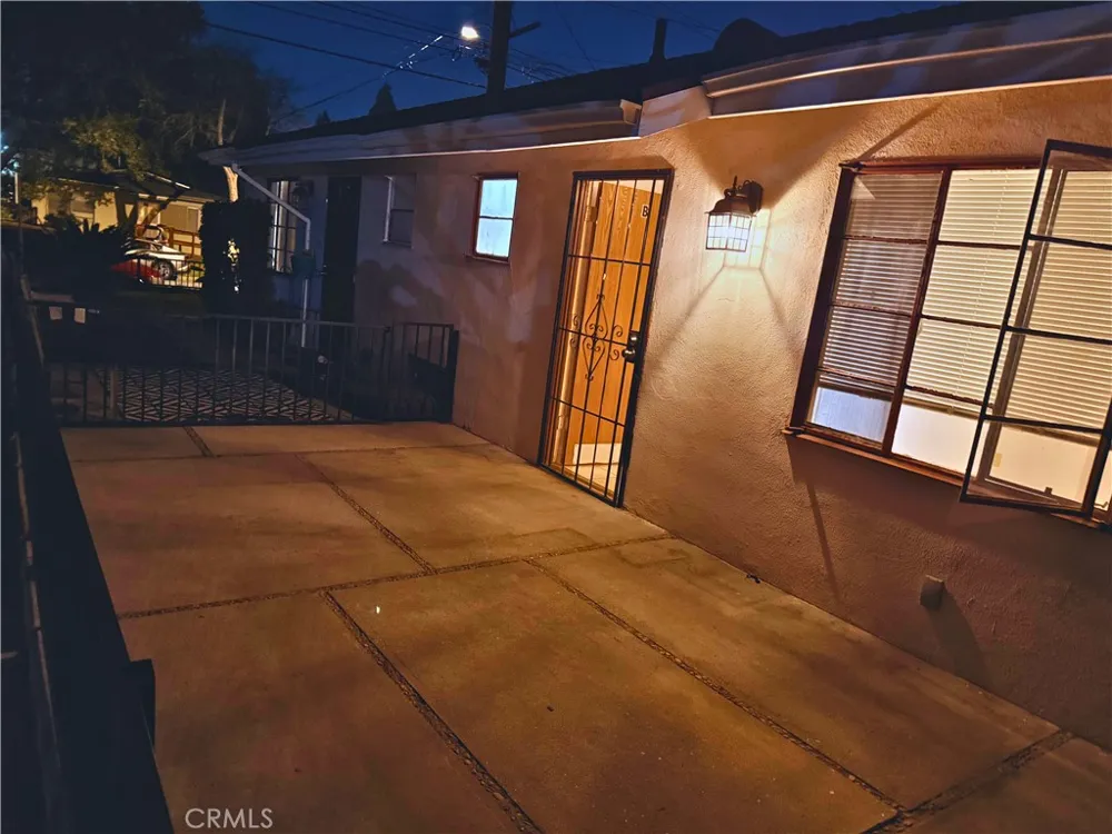 843 W Walnut #B Monrovia, CA 91016