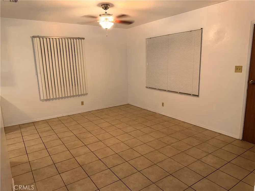 843 W Walnut #B Monrovia, CA 91016