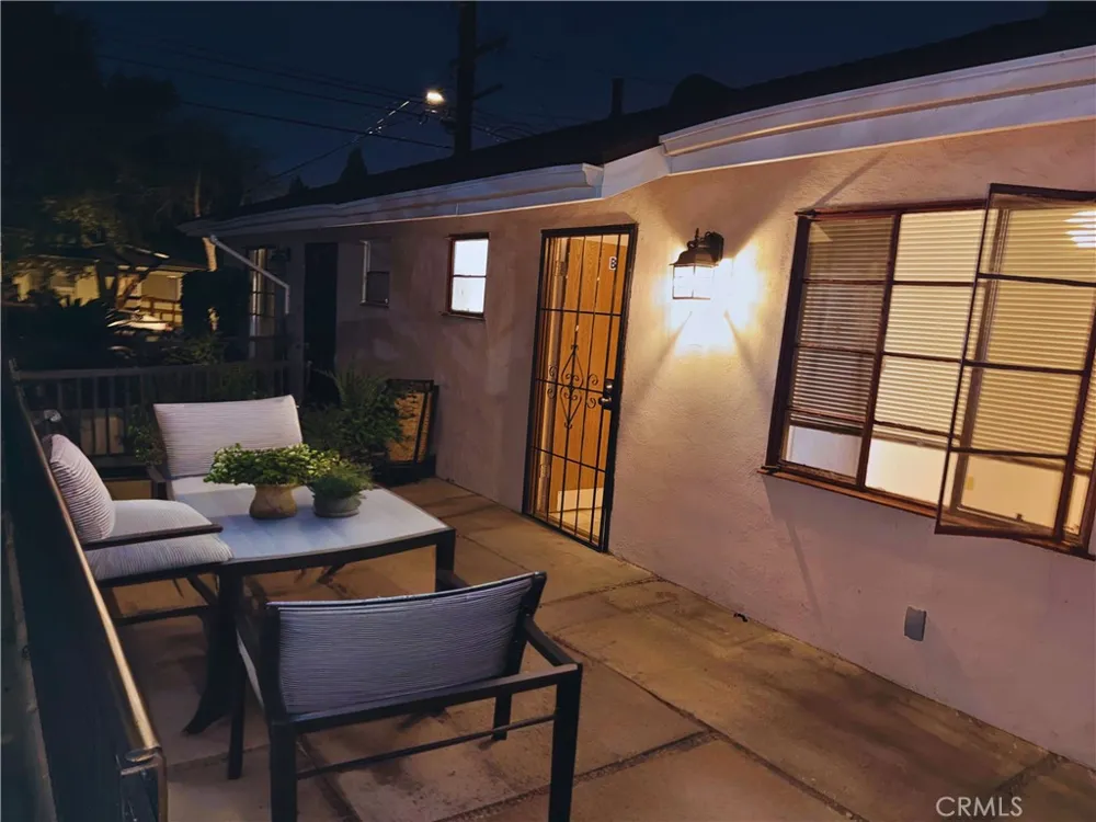 843 W Walnut #B Monrovia, CA 91016