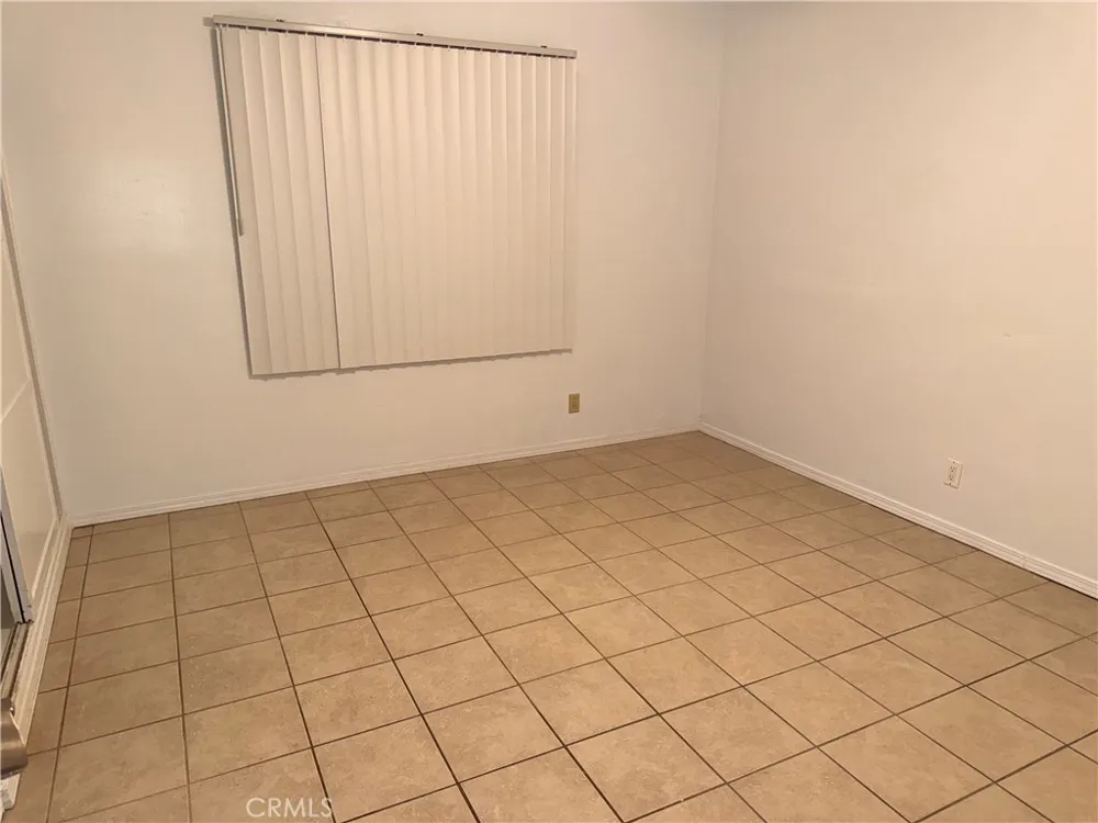843 W Walnut #B Monrovia, CA 91016