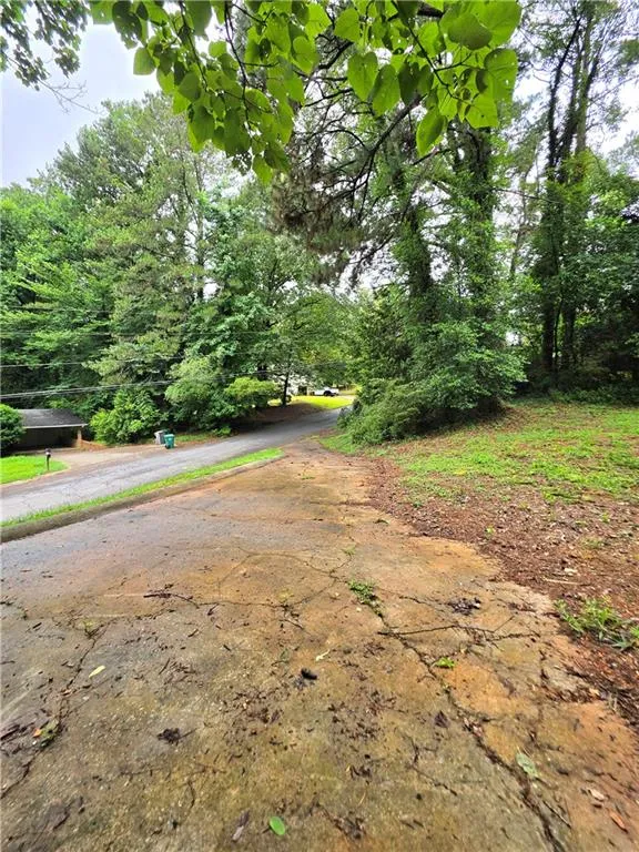 618 Simone Way Stone Mountain, GA 30087