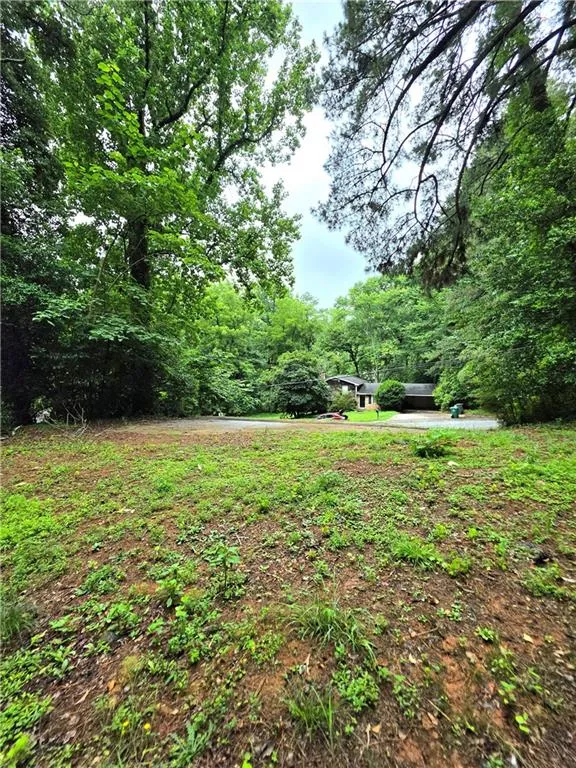 618 Simone Way Stone Mountain, GA 30087