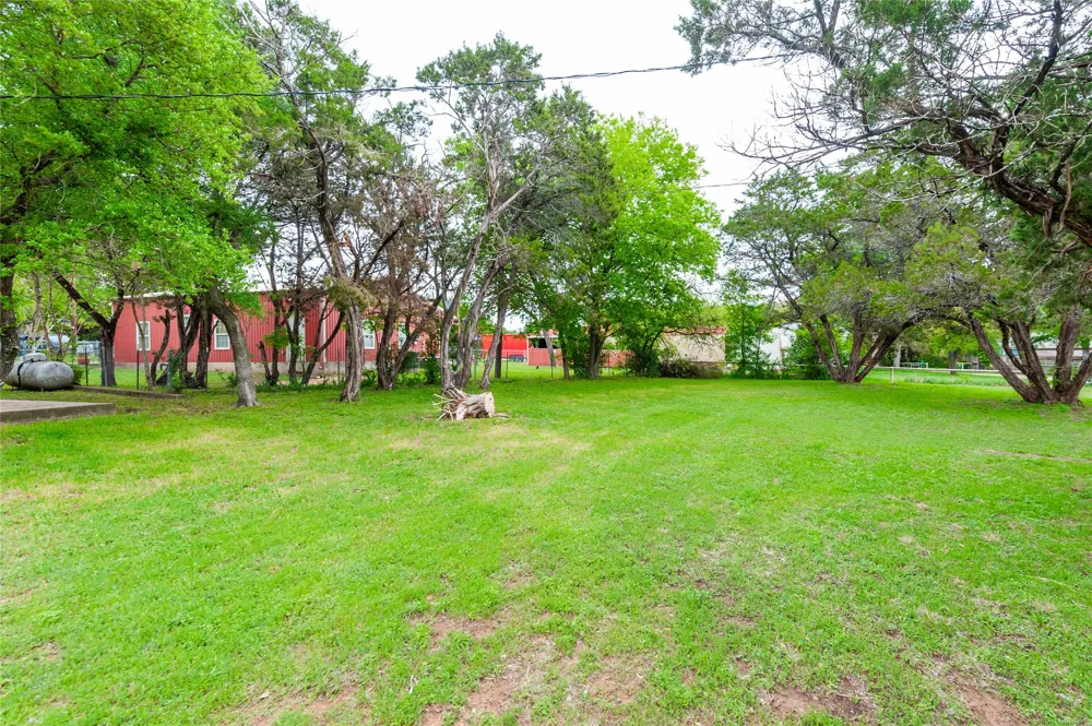 137 Center Loop Whitney, TX 76692