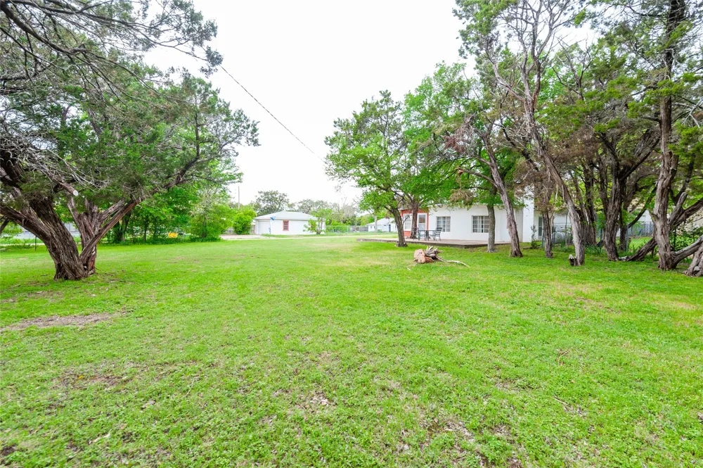 137 Center Loop Whitney, TX 76692