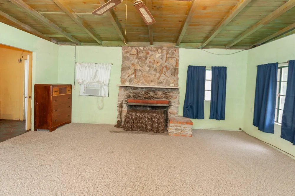 137 Center Loop Whitney, TX 76692