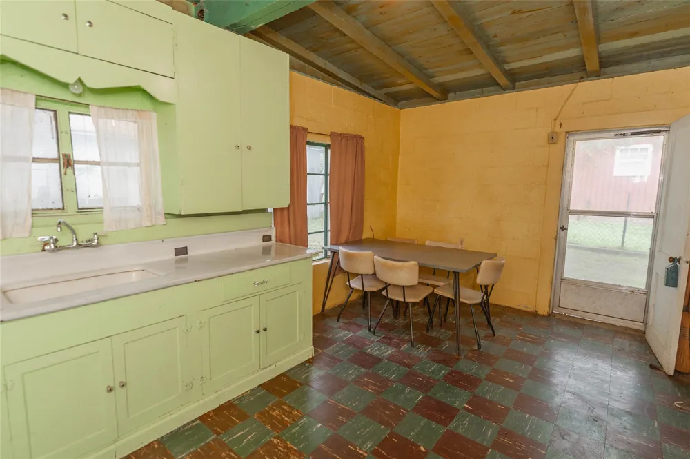 137 Center Loop Whitney, TX 76692