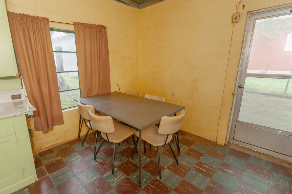137 Center Loop Whitney, TX 76692