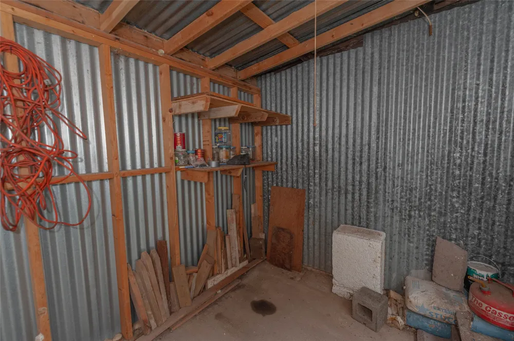 137 Center Loop Whitney, TX 76692