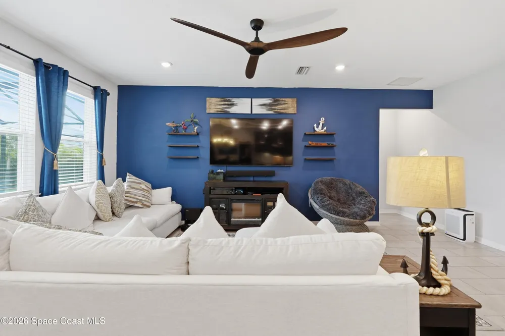 13212 Saw Palm Creek Trail Bradenton, FL 34211