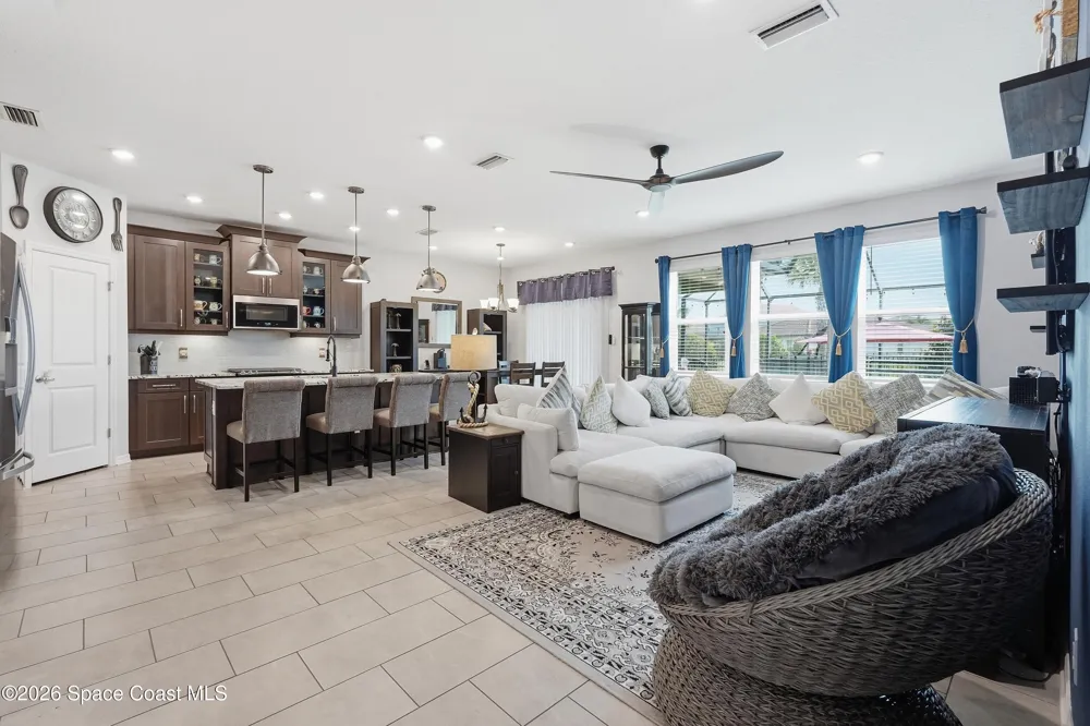 13212 Saw Palm Creek Trail Bradenton, FL 34211