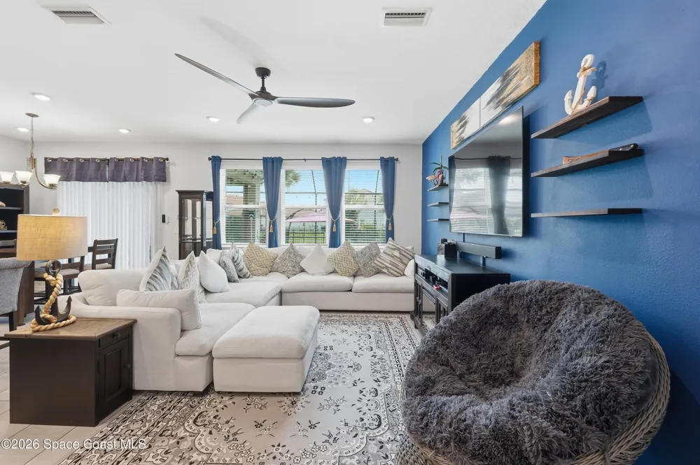 13212 Saw Palm Creek Trail Bradenton, FL 34211