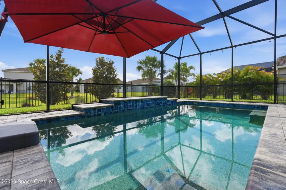 13212 Saw Palm Creek Trail Bradenton, FL 34211