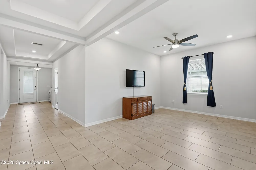 13212 Saw Palm Creek Trail Bradenton, FL 34211