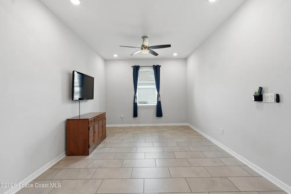 13212 Saw Palm Creek Trail Bradenton, FL 34211