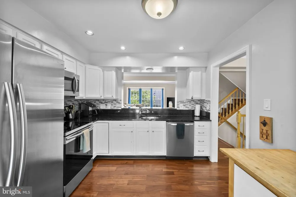 14519 SULLY LAKE COURT Centreville, VA 20120