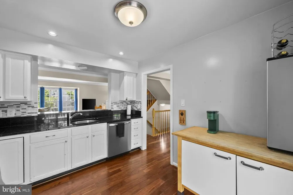 14519 SULLY LAKE COURT Centreville, VA 20120
