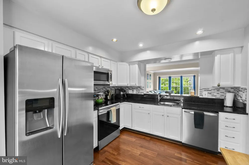14519 SULLY LAKE COURT Centreville, VA 20120