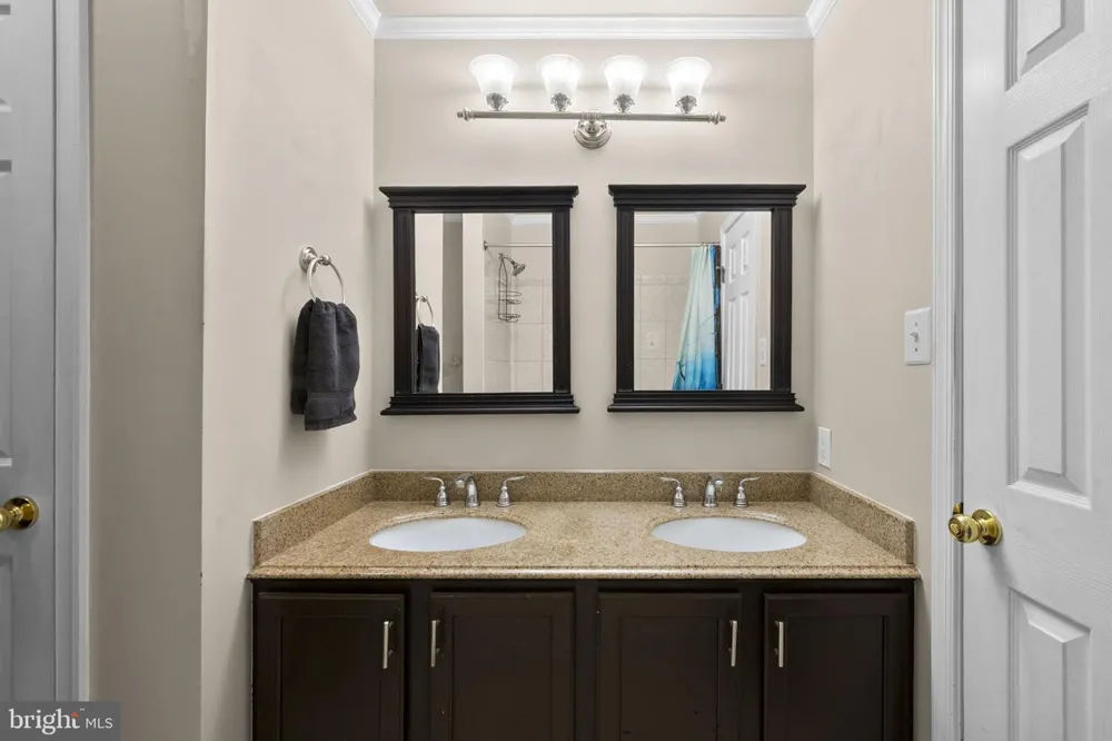 14519 SULLY LAKE COURT Centreville, VA 20120