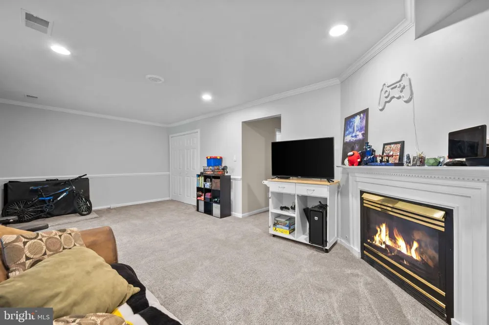 14519 SULLY LAKE COURT Centreville, VA 20120