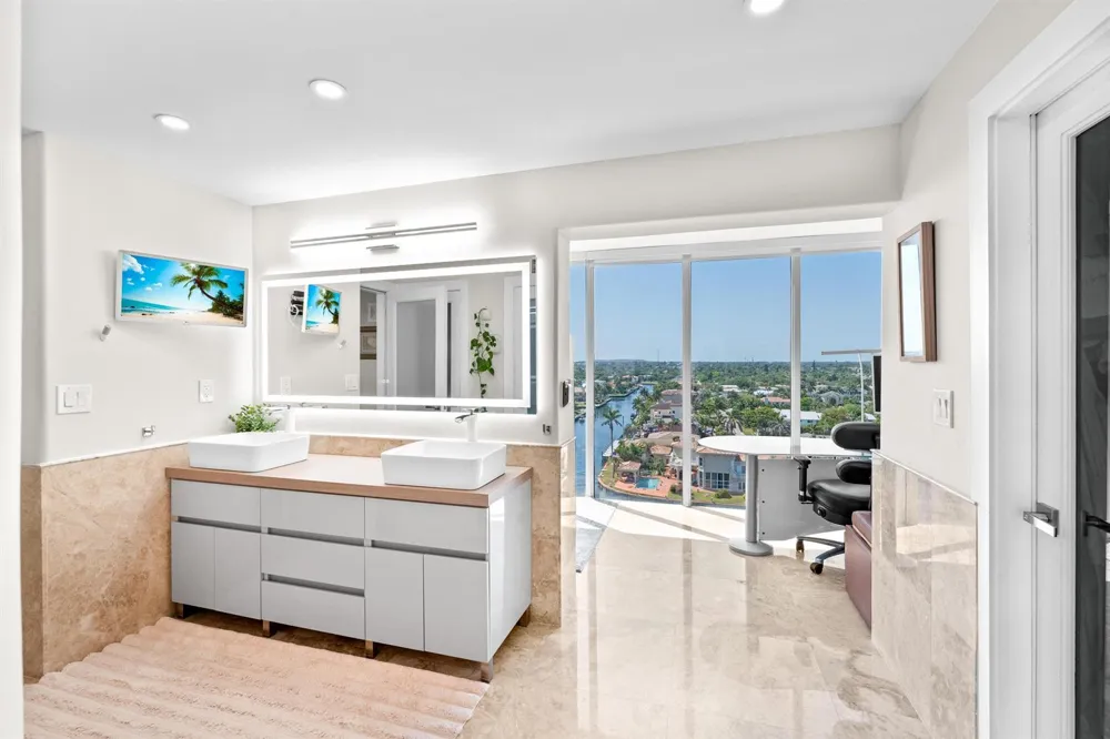 1160 Hillsboro Mile #Ph Hillsboro Beach, FL 33062