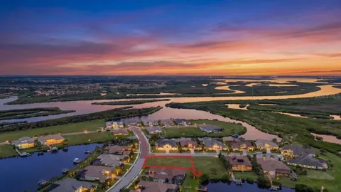 11404 HARBOURSIDE LANE