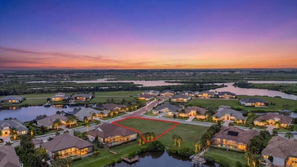 11404 HARBOURSIDE LANE Parrish, FL 34219