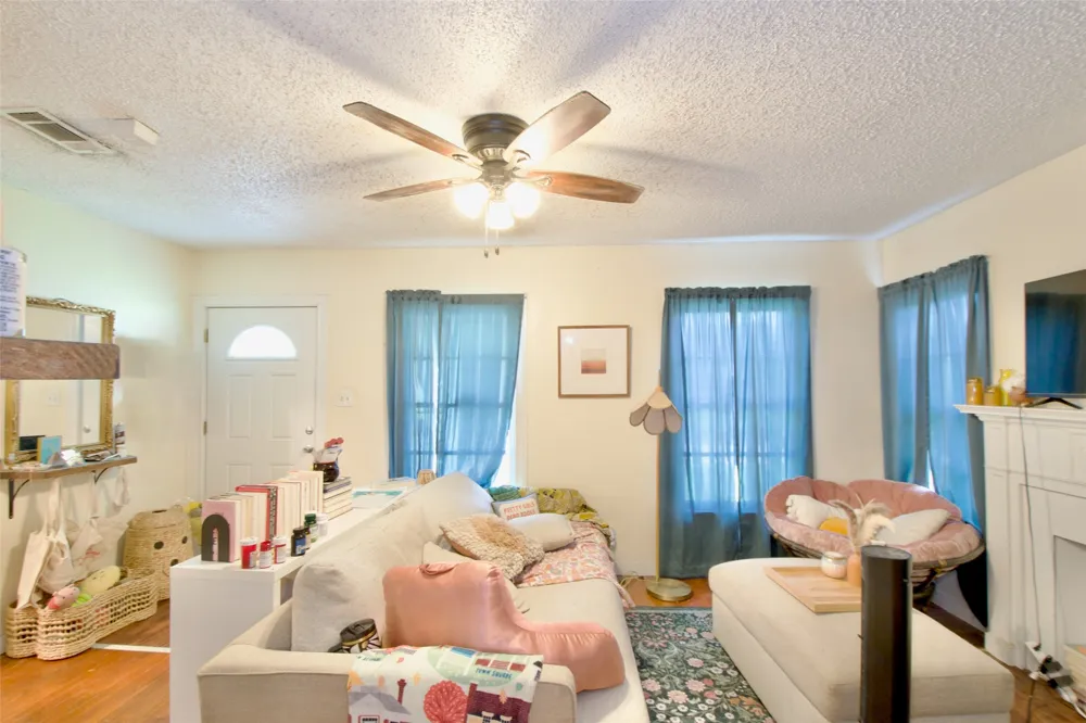 2224 Live Oak Avenue Waco, TX 76708