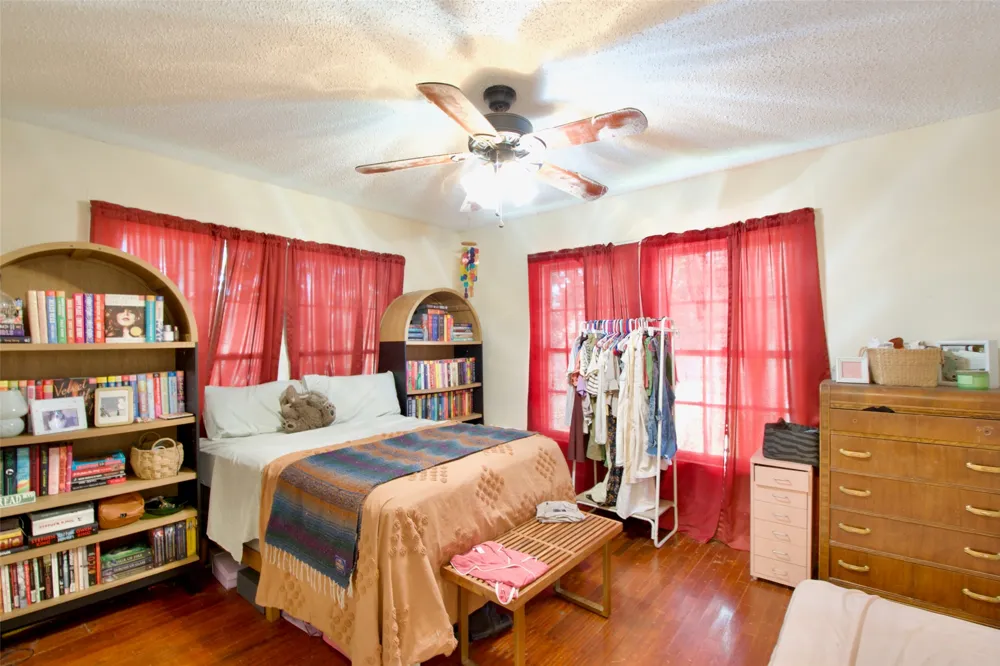 2224 Live Oak Avenue Waco, TX 76708
