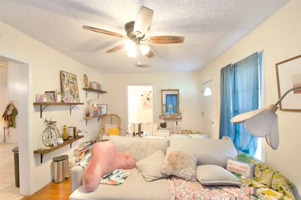 2224 Live Oak Avenue Waco, TX 76708