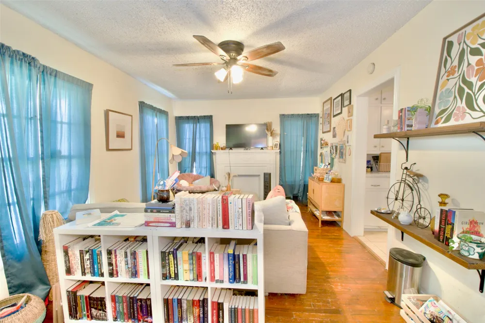 2224 Live Oak Avenue Waco, TX 76708